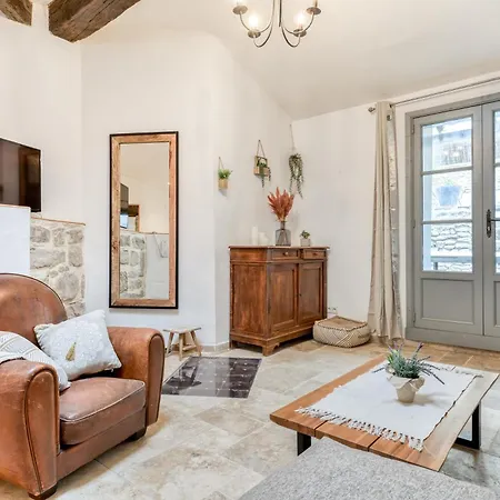 Au Pied De La Cite - Terrasse - Climatisation - Wifi * Carcassonne