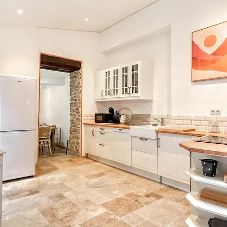 Casa vacanze Au Pied De La Cité - Terrasse - Climatisation - Wifi *